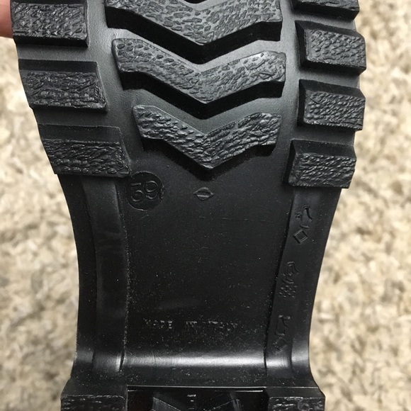 🚫SOLD🚫 - Picture 5 of 7